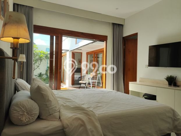Vila Strategis Kawasan , Area 150m2m², Dekat ke berbagai fasilitas Vila Strategis Kawasan , Area 150m2m², Dekat ke berbagai fasilitas