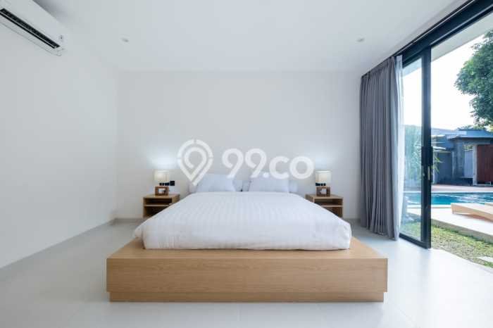 FOR SALE! Vila di , Area 800m2m², Akses ke Pusat Kota FOR SALE! Vila di , Area 800m2m², Akses ke Pusat Kota