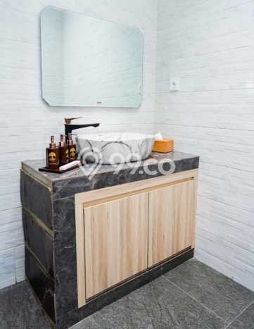 For Sale Vila Kawasan , Dimensi 180m2m², Area Asri For Sale Vila Kawasan , Dimensi 180m2m², Area Asri