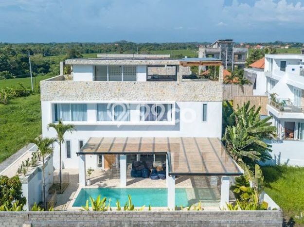 Vila Potensial di , Area 363m2m², Area Nyaman Vila Potensial di , Area 363m2m², Area Nyaman