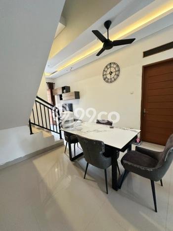 Ready to Use! Luxury House LT 150m2 Desain Modern di Renon Ready to Use! Luxury House LT 150m2 Desain Modern di Renon