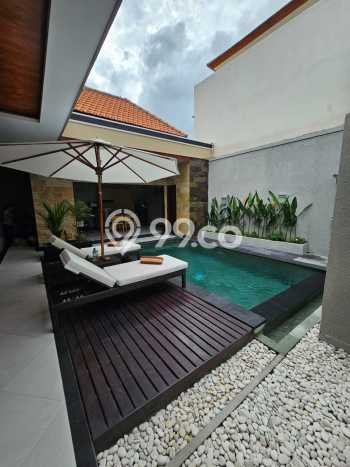 For Sale Vila Kawasan , Dimensi 180m2m², Area Asri For Sale Vila Kawasan , Dimensi 180m2m², Area Asri
