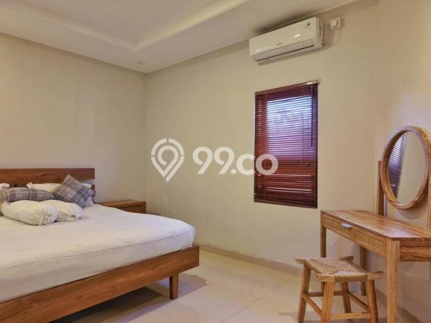 Tempat Ideal! Vila di , Luas 300m2m², Kondisi Prima Tempat Ideal! Vila di , Luas 300m2m², Kondisi Prima