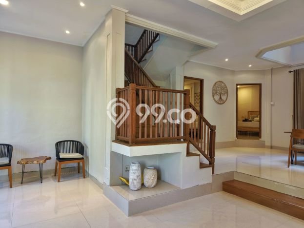 Tempat Ideal! Vila di , Luas 300m2m², Kondisi Prima Tempat Ideal! Vila di , Luas 300m2m², Kondisi Prima