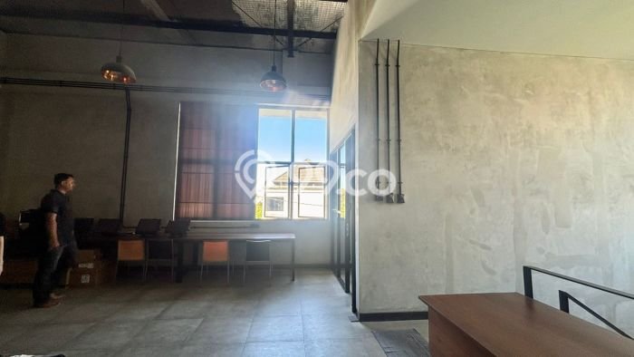 Kesempatan Langka! Vila di , Ukuran 466m2m², Posisi Premium dekat dengan beragam kebutuhan Kesempatan Langka! Vila di , Ukuran 466m2m², Posisi Premium dekat dengan beragam kebutuhan