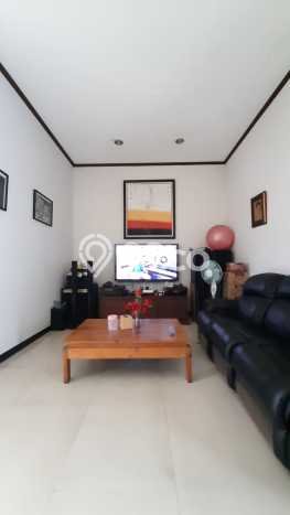 For Sale! Luxury House LT 221m2 Desain Elegan di Bintaro For Sale! Luxury House LT 221m2 Desain Elegan di Bintaro