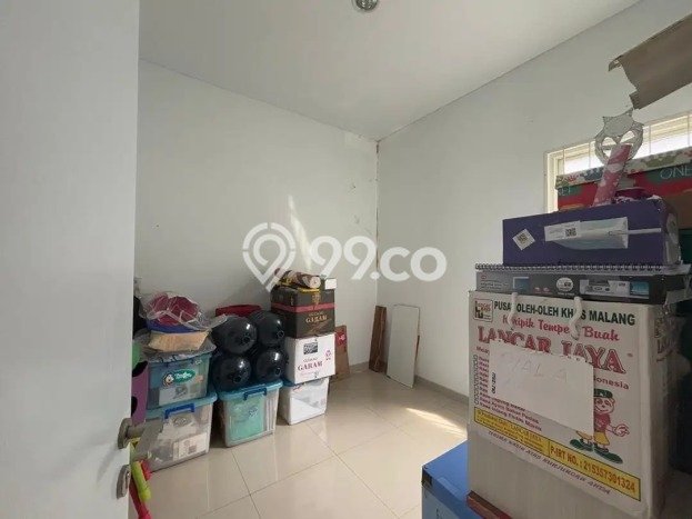 For Sale Rumah 3 Kamar Lokasi Ideal Nyaman dan Strategis di BSD For Sale Rumah 3 Kamar Lokasi Ideal Nyaman dan Strategis di BSD