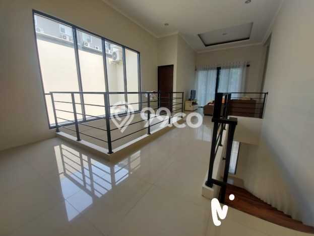 Hunian Eksklusif Dijual LT 153m2 di Serpong, Tangerang Selatan Hunian Eksklusif Dijual LT 153m2 di Serpong, Tangerang Selatan