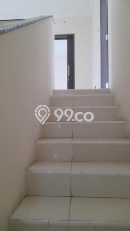 Rumah Mewah Siap Huni LT 135m2 di Serpong Utara, Tangerang Selatan Rumah Mewah Siap Huni LT 135m2 di Serpong Utara, Tangerang Selatan