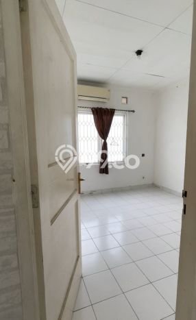 For Sale Rumah Mewah Exclusive di BSD, Tangerang Selatan For Sale Rumah Mewah Exclusive di BSD, Tangerang Selatan