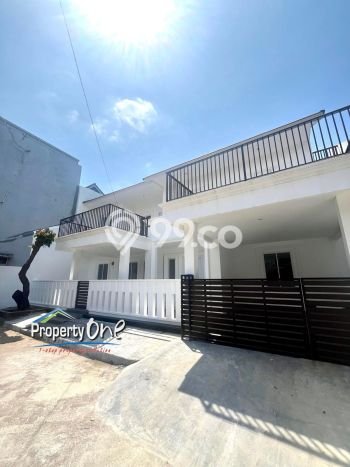 Hunian Mewah Dijual LT 185m2 di Serpong Utara, Tangerang Selatan Hunian Mewah Dijual LT 185m2 di Serpong Utara, Tangerang Selatan