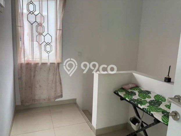 For Sale Rumah 3 Kamar Lokasi Ideal Nyaman dan Strategis di BSD For Sale Rumah 3 Kamar Lokasi Ideal Nyaman dan Strategis di BSD