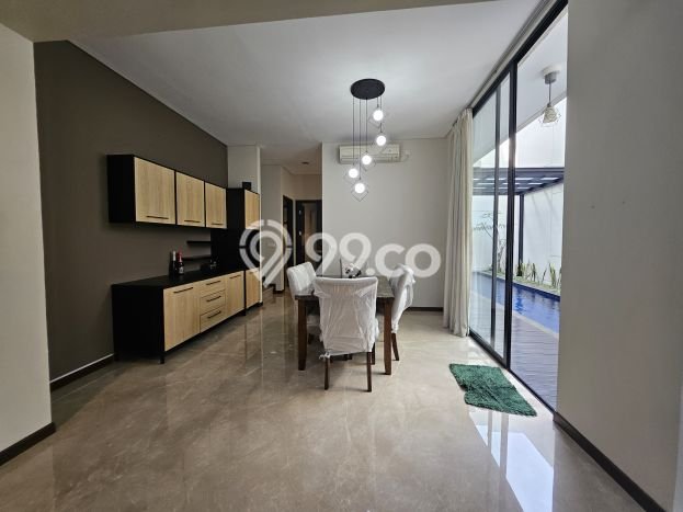 Dijual Rumah Premium dengan Fasilitas Sekitar Komplit di BSD, Tangerang Selatan Dijual Rumah Premium dengan Fasilitas Sekitar Komplit di BSD, Tangerang Selatan