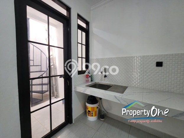 Jual Rumah Strategis Bagus Punya 3 KT di Pamulang Tangerang Selatan SHM Jual Rumah Strategis Bagus Punya 3 KT di Pamulang Tangerang Selatan SHM