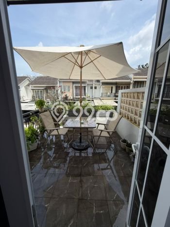 Rumah Eksklusif Siap Huni LT 144m2 di BSD, Tangerang Selatan Rumah Eksklusif Siap Huni LT 144m2 di BSD, Tangerang Selatan