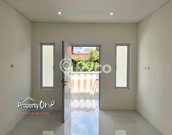 Hunian Mewah Dijual LT 185m2 di Serpong Utara, Tangerang Selatan Hunian Mewah Dijual LT 185m2 di Serpong Utara, Tangerang Selatan