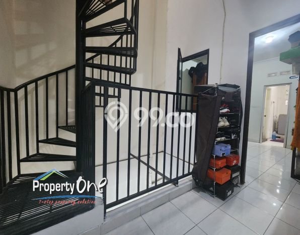 Jual Rumah Minimalis Bagus Punya 3 KT di Serpong Utara Tangerang Selatan SHM Jual Rumah Minimalis Bagus Punya 3 KT di Serpong Utara Tangerang Selatan SHM