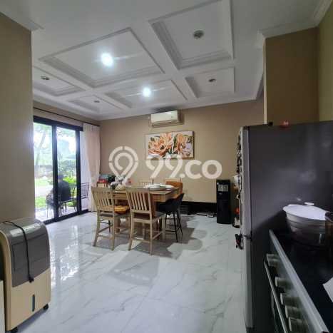 Hunian Mewah Dijual LT 245m2 di BSD, Tangerang Selatan Hunian Mewah Dijual LT 245m2 di BSD, Tangerang Selatan