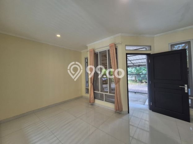 Siap Huni Rumah Mewah 4 Kamar di BSD Dekat ke Mana Pun Siap Huni Rumah Mewah 4 Kamar di BSD Dekat ke Mana Pun