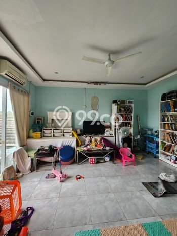 Hunian Cantik Minimalis Lb 200m2 di BSD, Tangerang Selatan Hunian Cantik Minimalis Lb 200m2 di BSD, Tangerang Selatan