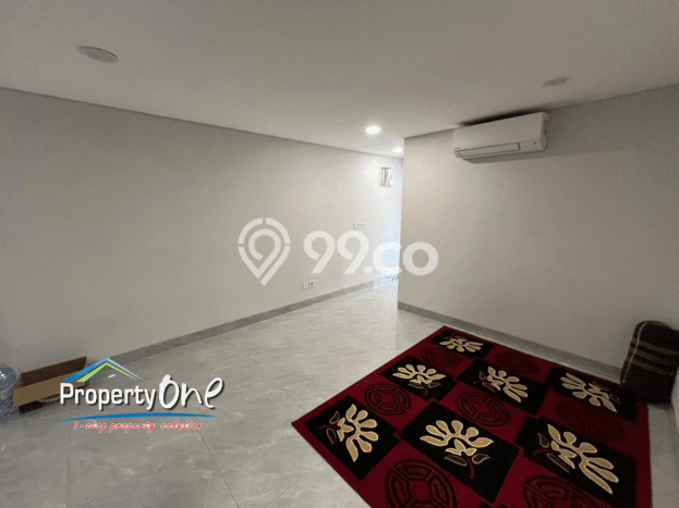 Siap Huni Hunian Elit 4 Kamar di BSD Dekat ke Mana Pun Siap Huni Hunian Elit 4 Kamar di BSD Dekat ke Mana Pun