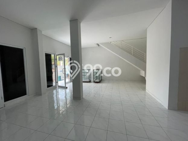 Unit Ruko Dijual di Tangerang LT 81m2 & LB 162m2 Unit Ruko Dijual di Tangerang LT 81m2 & LB 162m2