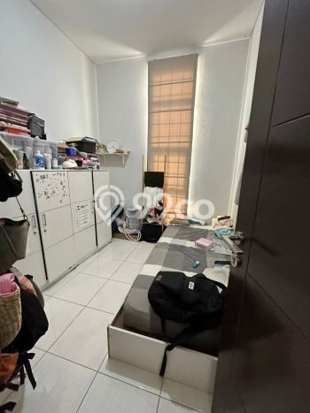 Hunian Cantik Minimalis Lb 200m2 di Ciputat, Tangerang Selatan Hunian Cantik Minimalis Lb 200m2 di Ciputat, Tangerang Selatan