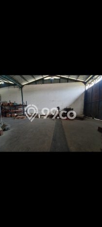 Unit Gudang Disewakan di Batujajar di Area Ramai & Strategis Unit Gudang Disewakan di Batujajar di Area Ramai & Strategis