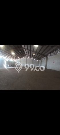 LOKASI STRATEGIS! Gudang Kawasan Batujajar, Luas 800m2m², Area Komersial, Mainroad LOKASI STRATEGIS! Gudang Kawasan Batujajar, Luas 800m2m², Area Komersial, Mainroad