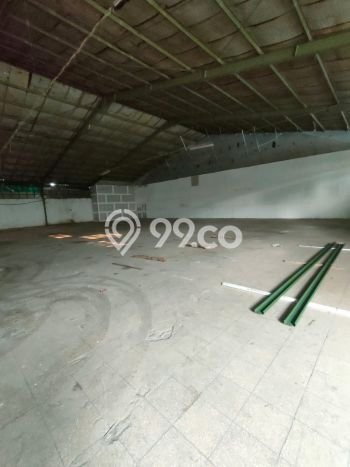Gudang Disewa di Bandung dengan LB 1000m2 Area Komersial Ramai Gudang Disewa di Bandung dengan LB 1000m2 Area Komersial Ramai