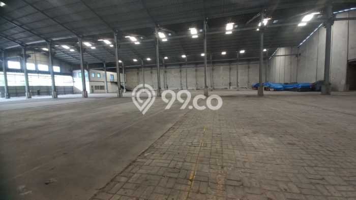 Gudang Dijual di Purwakarta Purwakarta dengan Luas Bangunan 3600m2 Gudang Dijual di Purwakarta Purwakarta dengan Luas Bangunan 3600m2