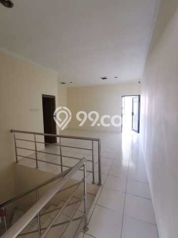 Ruko Dijual di Bandung LT 123m2 & LB 220m2 Lokasi Terbaik! Ruko Dijual di Bandung LT 123m2 & LB 220m2 Lokasi Terbaik!