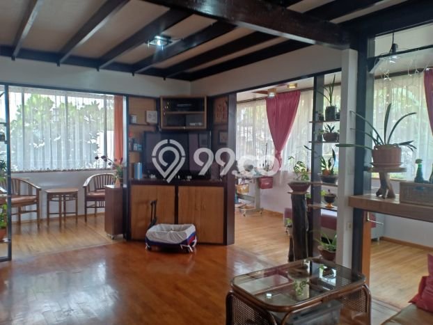 Rumah Luxury Modern Siap Huni di Setiabudi Bandung Rumah Luxury Modern Siap Huni di Setiabudi Bandung