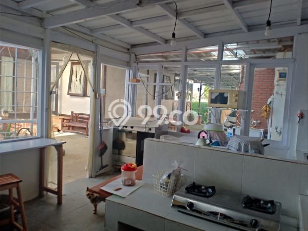 Rumah Luxury Modern Siap Huni di Setiabudi Bandung Rumah Luxury Modern Siap Huni di Setiabudi Bandung