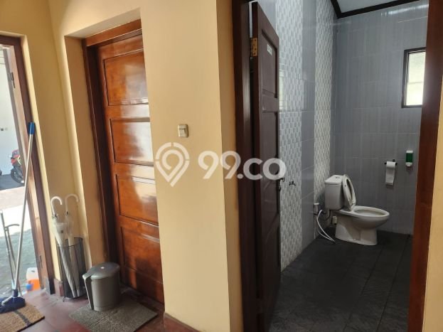 PENAWARAN EKSKLUSIF! Rumah di Riau, 3 KM, Lingkungan Elite, LT 1050m² LB 700m² PENAWARAN EKSKLUSIF! Rumah di Riau, 3 KM, Lingkungan Elite, LT 1050m² LB 700m²