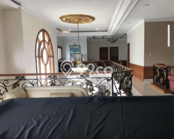 Siap Huni Rumah Mewah 6 Kamar di Batununggal Dekat ke Mana Saja Siap Huni Rumah Mewah 6 Kamar di Batununggal Dekat ke Mana Saja