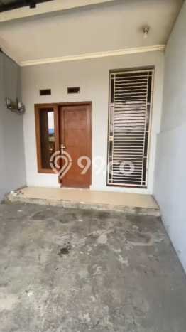 Kos-kosan Dijual di Margahayu, Bandung, 6 KT, 3 KM, Bangunan 190m2 Kos-kosan Dijual di Margahayu, Bandung, 6 KT, 3 KM, Bangunan 190m2