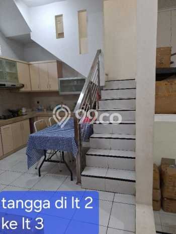 Ruko Dijual di Prime Area Bandung Luas 145m2 Ruko Dijual di Prime Area Bandung Luas 145m2
