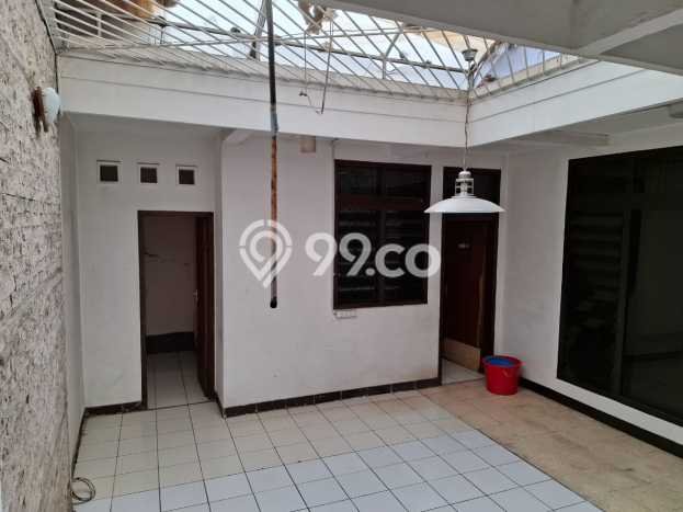 For Sale Rumah 4 Kamar Lokasi Strategis Nyaman dan Strategis di Bojongloa Kidul For Sale Rumah 4 Kamar Lokasi Strategis Nyaman dan Strategis di Bojongloa Kidul