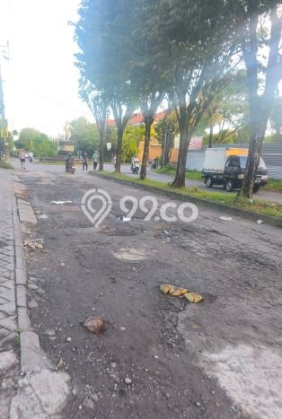 Ruko Dijual di Badung LT 112m2 & LB 90m2 Lokasi Terbaik! Ruko Dijual di Badung LT 112m2 & LB 90m2 Lokasi Terbaik!