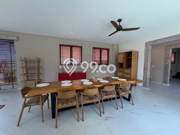 Vila Kawasan , Dimensi 500m2m², Akses ke berbagai keperluan Vila Kawasan , Dimensi 500m2m², Akses ke berbagai keperluan