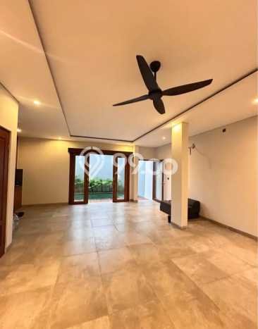 Dijual Vila di , Area 124m2m², Dekat ke transportasi Dijual Vila di , Area 124m2m², Dekat ke transportasi