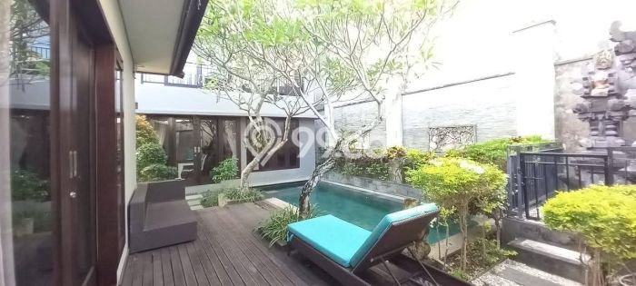 DIJUAL! Vila Kawasan , Luas 237m2m², Posisi Premium DIJUAL! Vila Kawasan , Luas 237m2m², Posisi Premium
