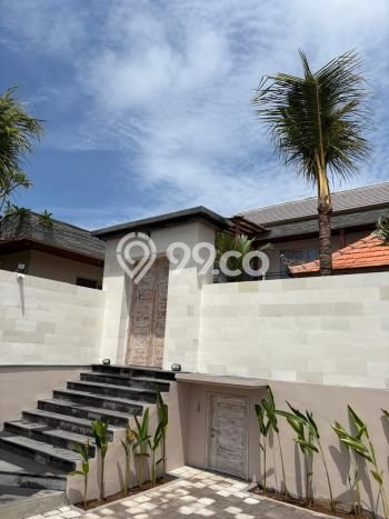 Vila Kawasan , Dimensi 500m2m², Akses ke berbagai keperluan Vila Kawasan , Dimensi 500m2m², Akses ke berbagai keperluan