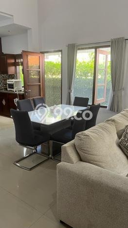 Dijual Vila di , Dimensi 210m2m², Lokasi Premium Dijual Vila di , Dimensi 210m2m², Lokasi Premium