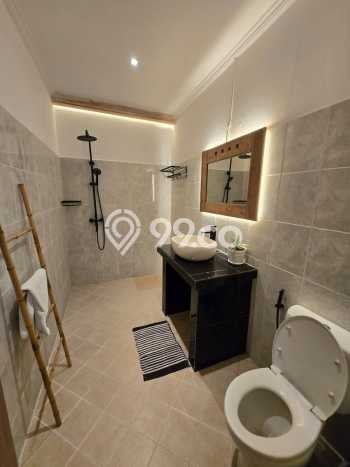 Vila Tenang Kawasan , Ukuran 200m2m², Dekat ke beragam kebutuhan Vila Tenang Kawasan , Ukuran 200m2m², Dekat ke beragam kebutuhan