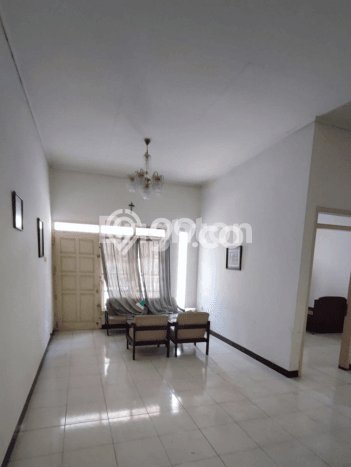 Rumah Terawat 2 KT 2 KM di Solo Baru, Surakarta Rumah Terawat 2 KT 2 KM di Solo Baru, Surakarta