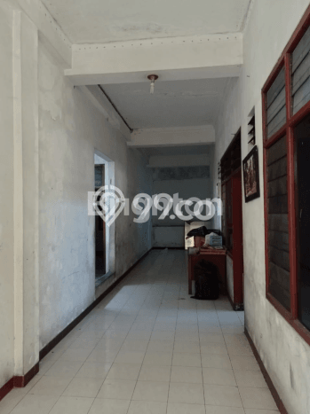 Unit Ruko Dijual di Serengan Surakarta Luas Tanah 248m2, Luas Bangunan 700m2 Unit Ruko Dijual di Serengan Surakarta Luas Tanah 248m2, Luas Bangunan 700m2