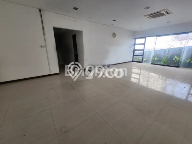 Untuk Dijual! Komersial di Pemuda Semarang LT 607m2 / LB 1800m2 Kawasan Bisnis Untuk Dijual! Komersial di Pemuda Semarang LT 607m2 / LB 1800m2 Kawasan Bisnis
