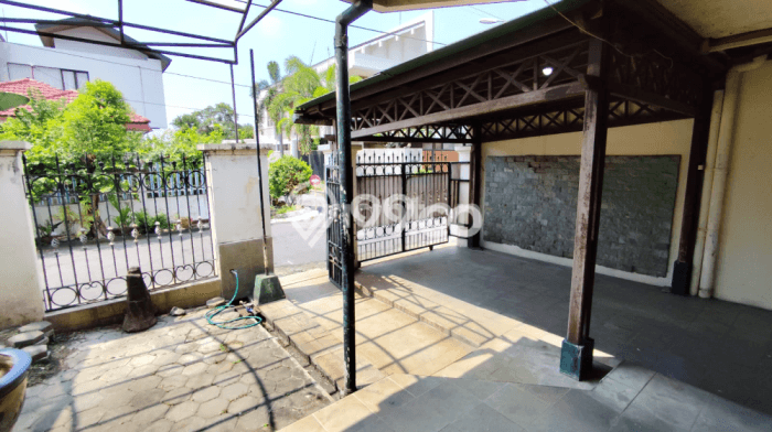 Rumah Modern Minimalis 4 Kamar Bisa Langsung Pindah di Laweyan Rumah Modern Minimalis 4 Kamar Bisa Langsung Pindah di Laweyan